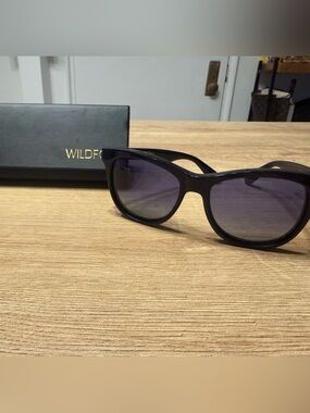 Wildfox Navy Women's ‘Catfarer ‘ Cat-Eye Sunglasses with Dark Lenses